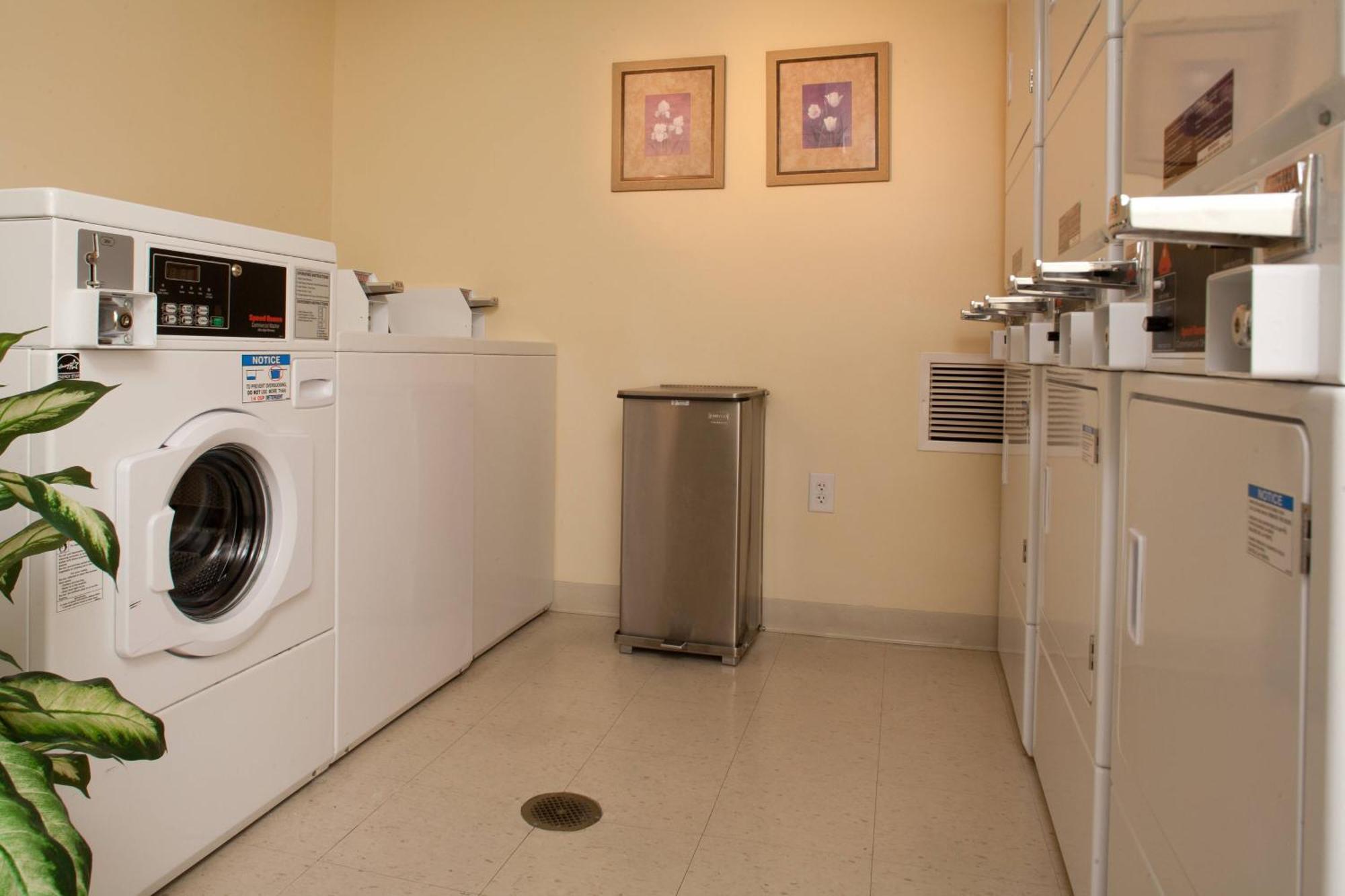 Towneplace Suites Bowie Town Center Удобства фото