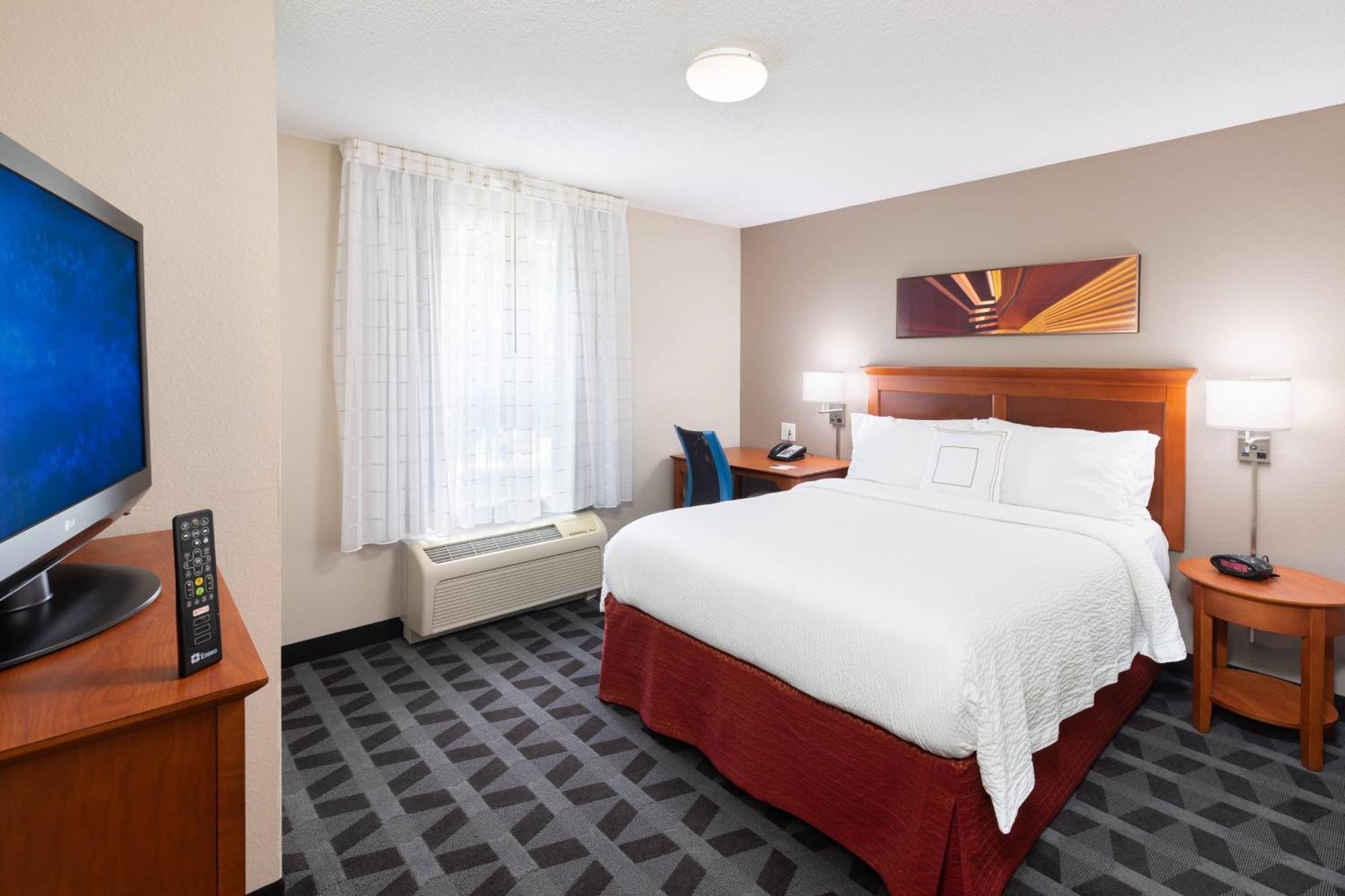 Towneplace Suites Bowie Town Center Экстерьер фото
