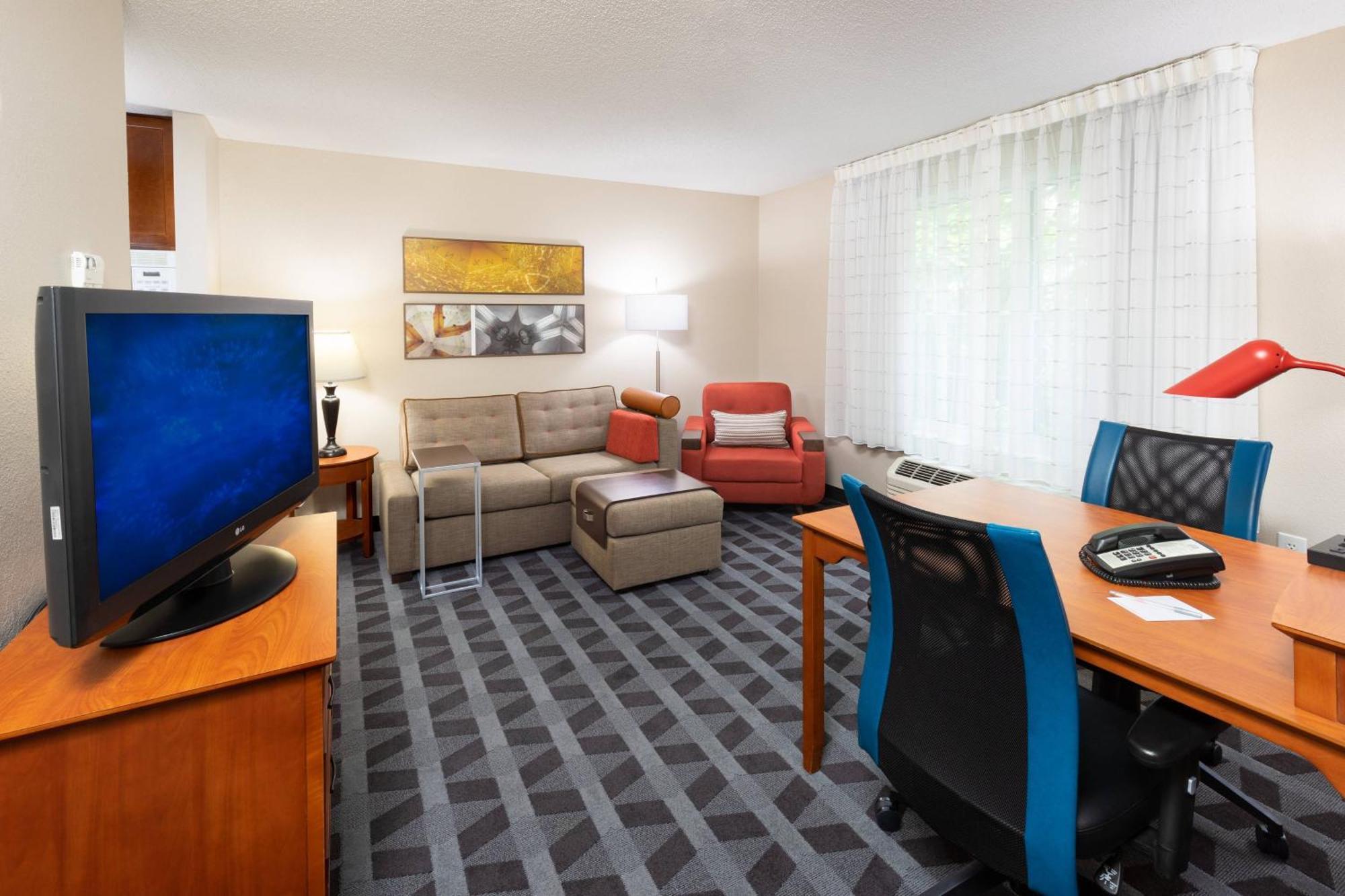 Towneplace Suites Bowie Town Center Экстерьер фото
